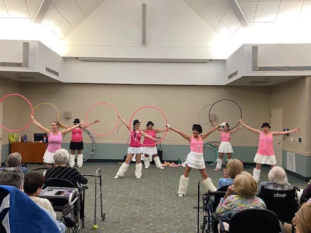 kc hoop girl Picture 6
