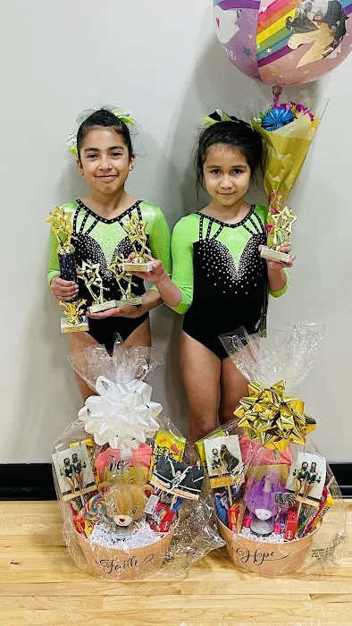 Ms Lyndz's Dance Acrobat Picture 2