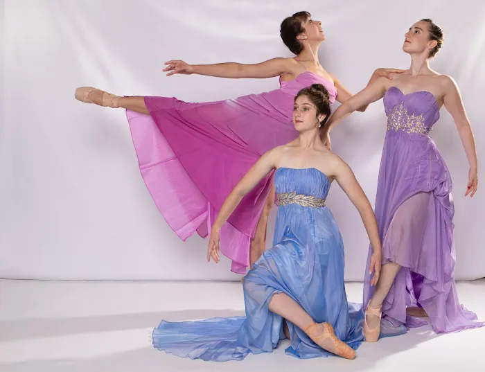 Dramatic Truth School-The Arts Picture 5