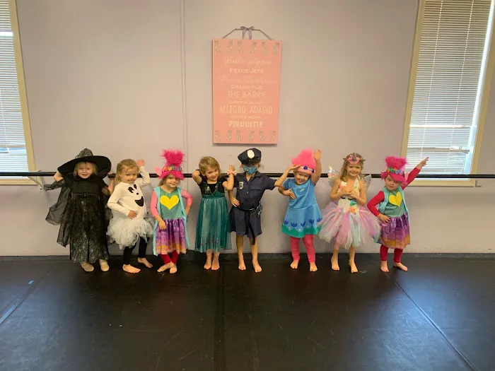 Starstruck Performing Arts Center Picture 1