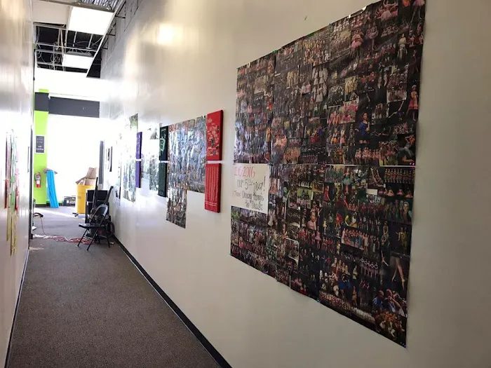 The Studio - Liberty Dance and Glee Picture 6