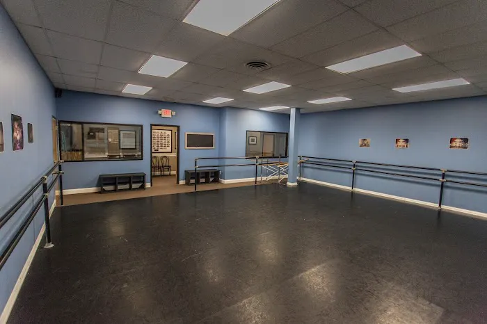 Mindy's Dance Center Picture 9