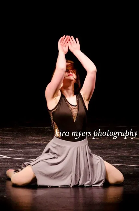 Dance Hues Studio Picture 4