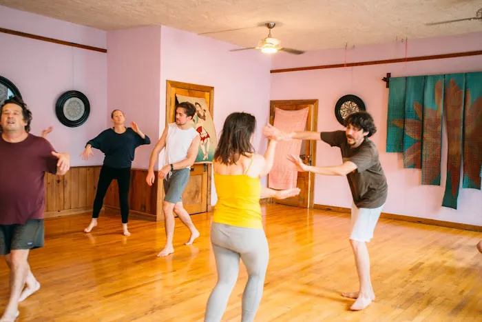 Be Moved Studio Picture 2
