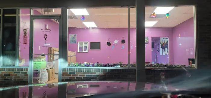 RADIANT DANCE STUDIO Picture 3