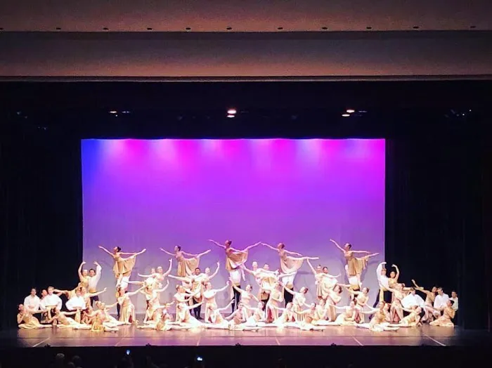 The Dance Factory Picture 2