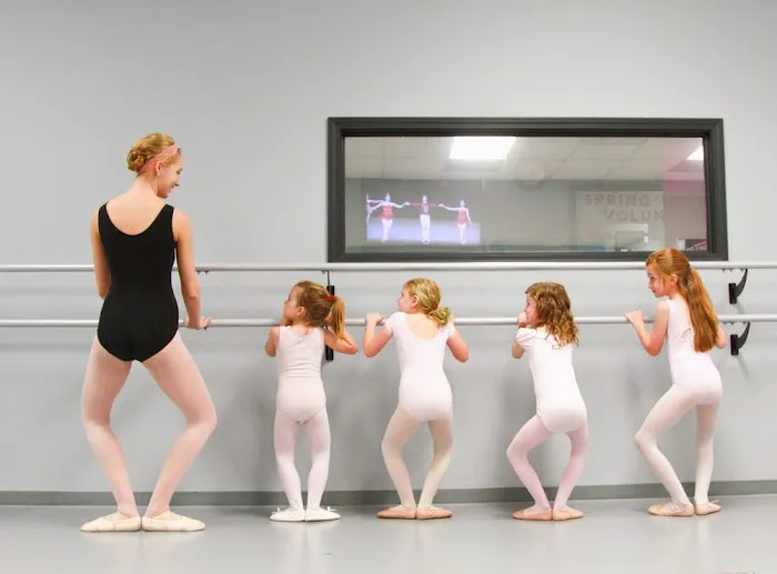 KinetiQ Dance Picture 3