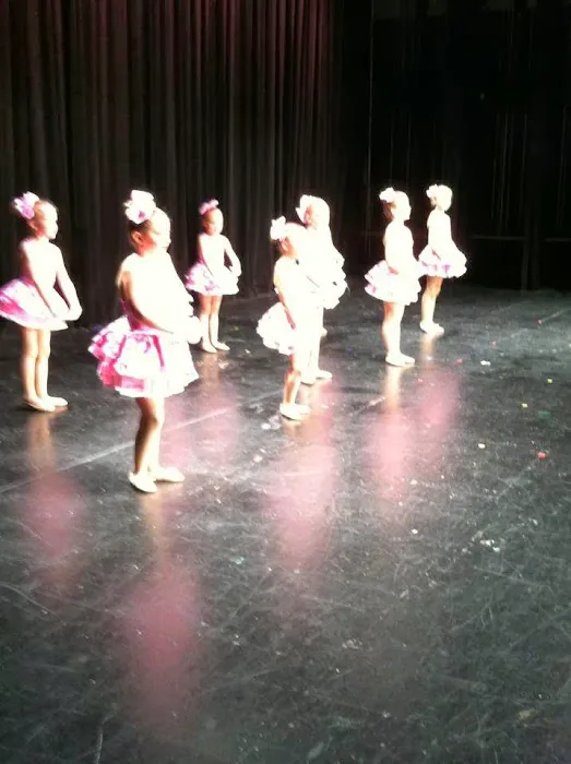 Eva Moore's Performing Arts Center, LLC Picture 6