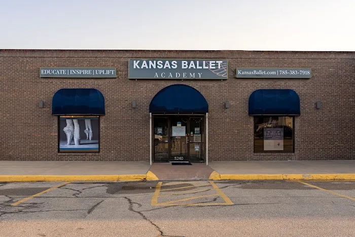 Kansas Ballet Academy Picture 8