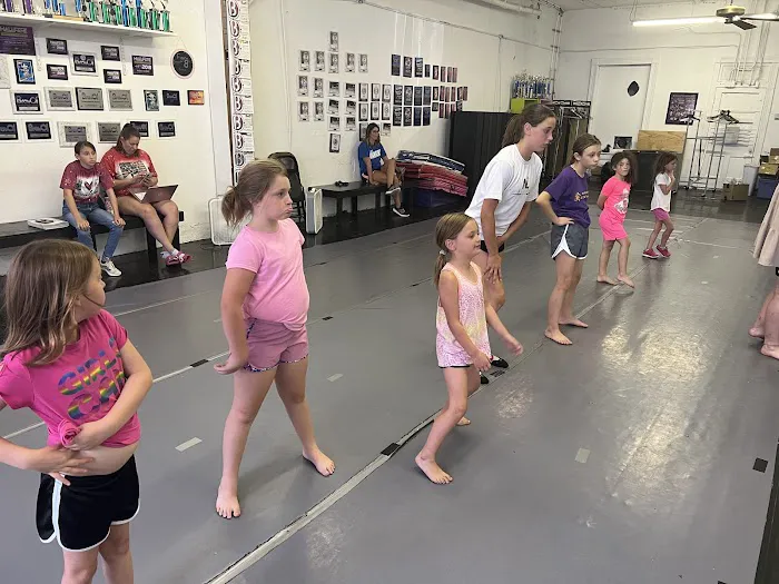 The Dance Spot Picture 6