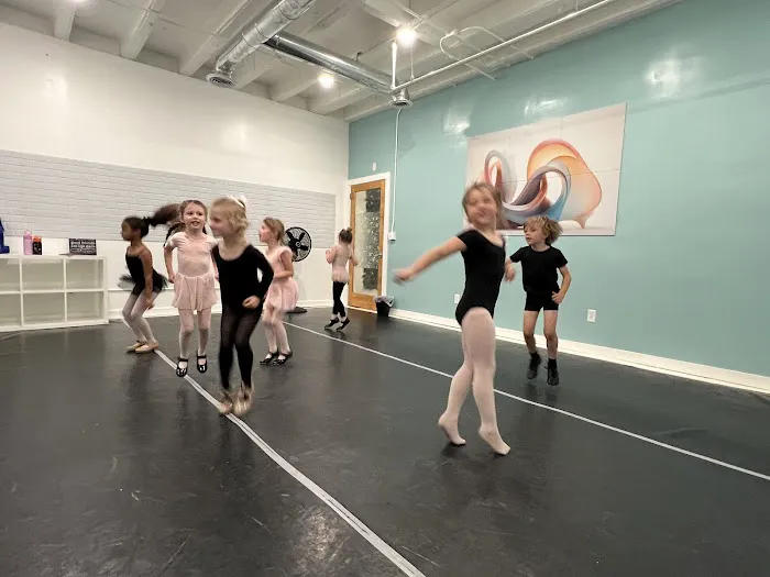 Brilliant Dance Company Picture 2