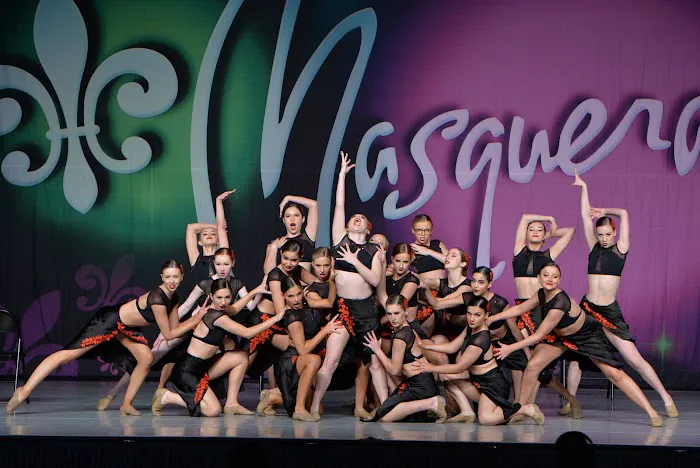 LE Dance Studio Picture 7