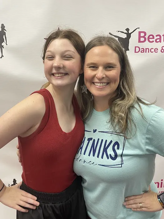 Beatniks Dance And Tumble Picture 1