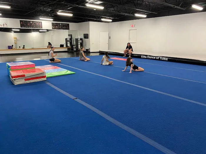 Elite Dance of Tulsa Picture 8
