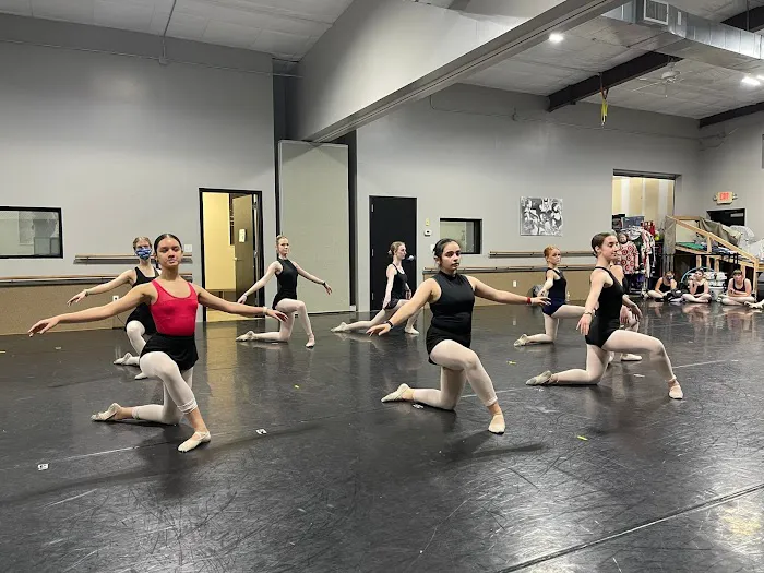 The Dance Pointe Picture 1