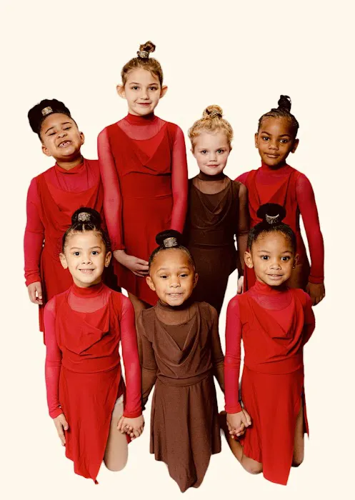 VickyB's Dance Company & Dreamland Community School of the Arts Picture 7
