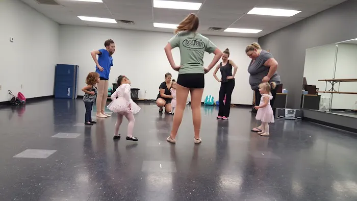 Mary Lou's School of Dance Picture 3