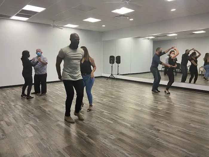 La Rumba Dance Studio Picture 8