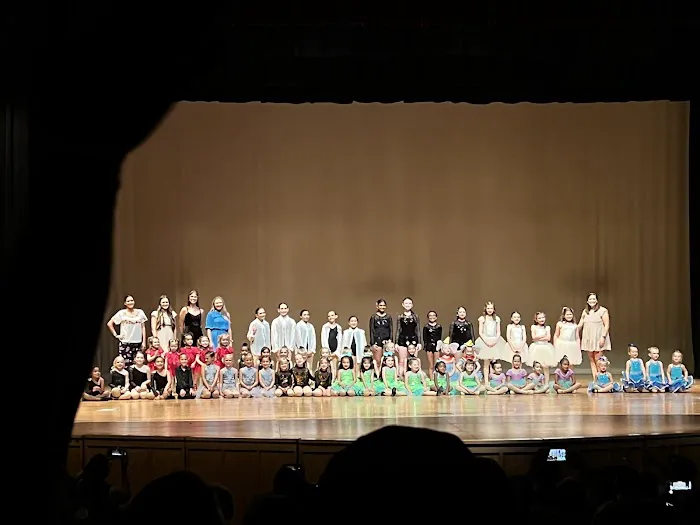 Main Stage Dance Studio Picture 3