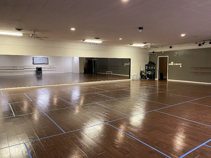 NB Dance & Company Picture 1