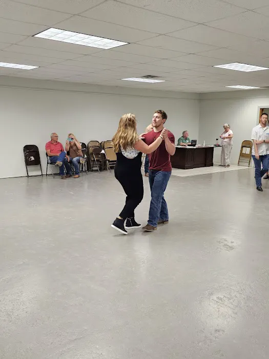 SWING JUNCTION - Let's Dance! Picture 10