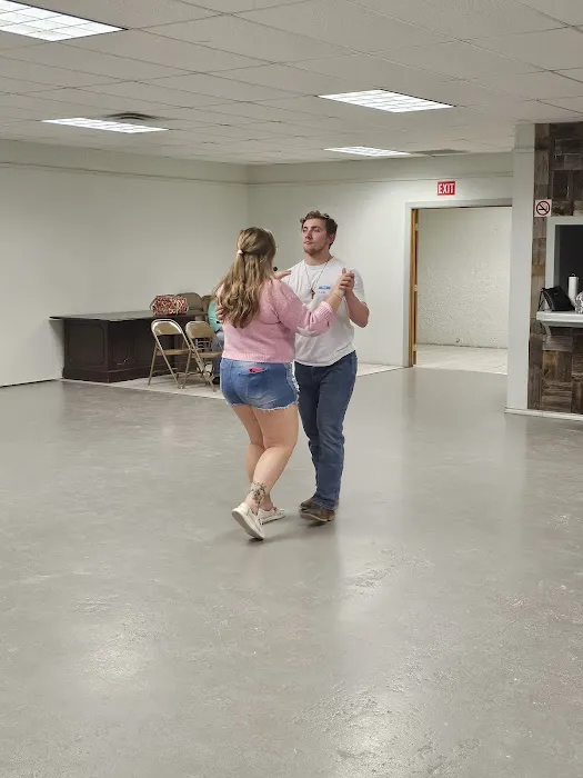 SWING JUNCTION - Let's Dance! Picture 9