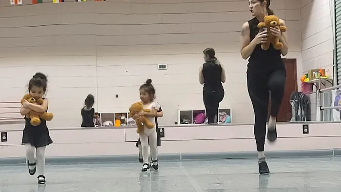 Kids Dance Center Picture 10