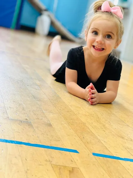 Dance Unlimited Picture 10
