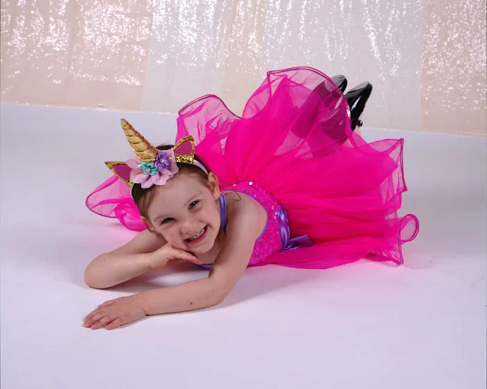 Head To Toe Dance Picture 1