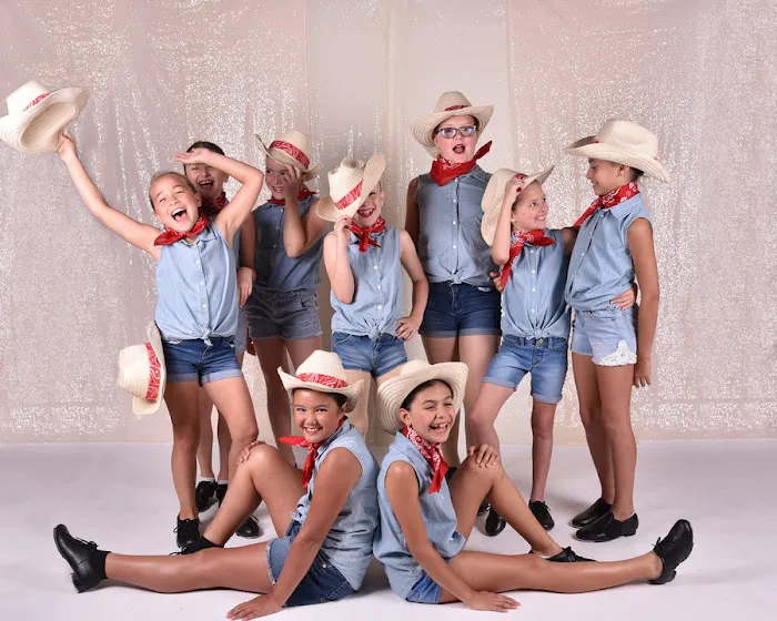 Head To Toe Dance Picture 3