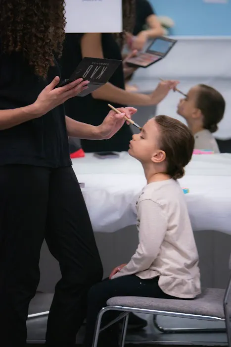 Redeeming Dance Picture 7