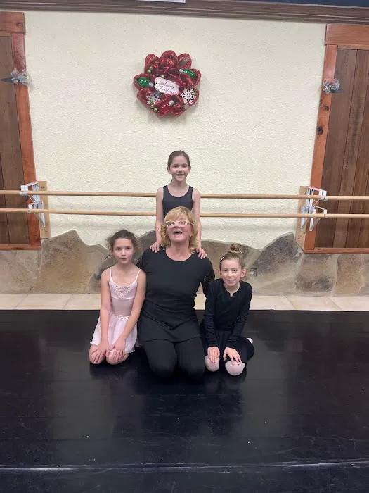 Lago Vista Dance LLC Picture 10