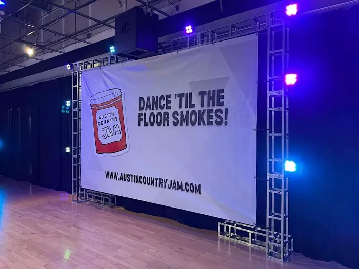 Go Dance Studio Picture 2