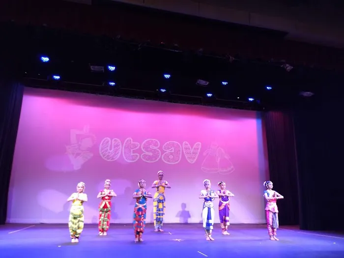Sargam Dance School - Bharatnatyam | Bollywood Picture 8