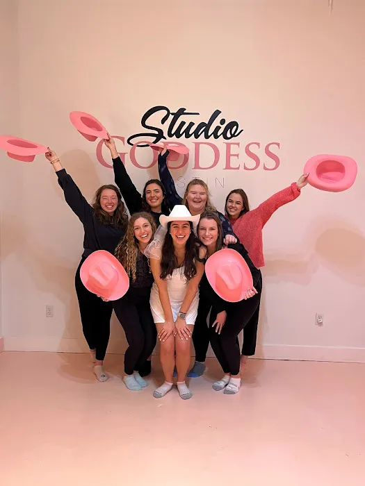 Austin Bachelorette Party - Studio Goddess Picture 1
