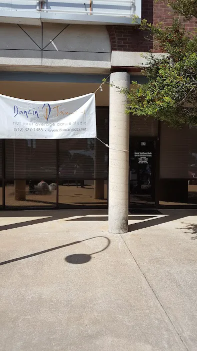Dancin' Jazzi Dance Studio Picture 2