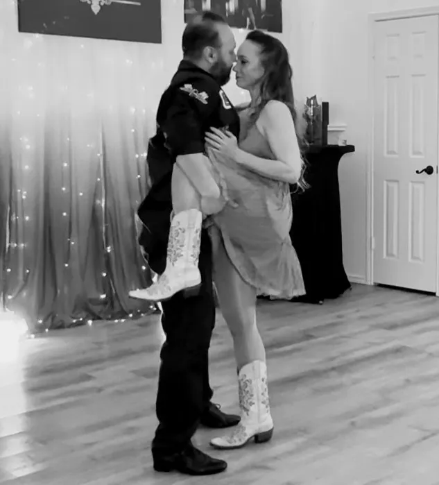 Bonnie The Dance Whisperer Picture 6
