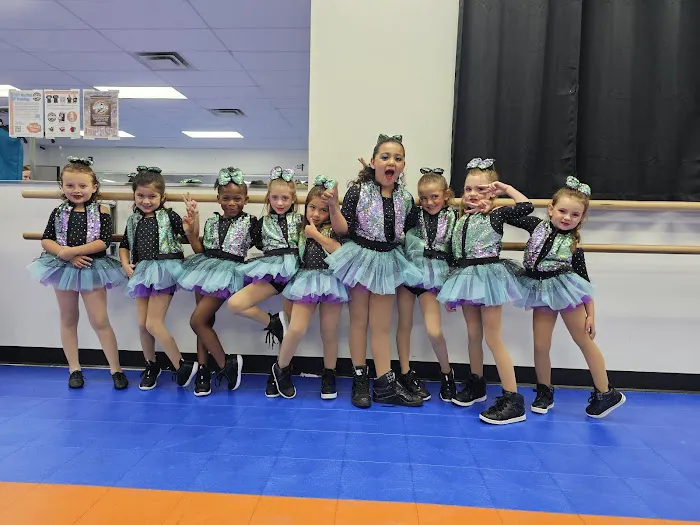 Dorothy Keck Dancers Picture 7