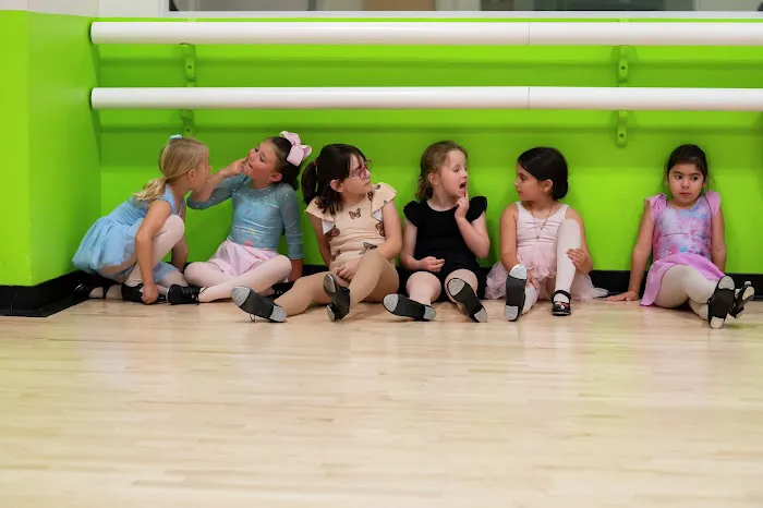 Earle Cobb Dance Studio Inc Picture 4
