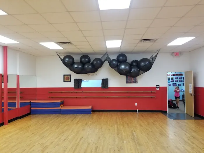 TJ's Dance Factory Picture 9