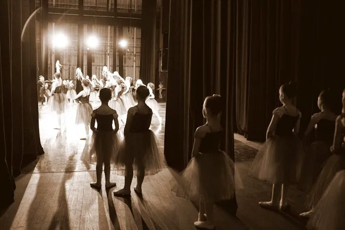 Quenedit Ballet School Picture 7