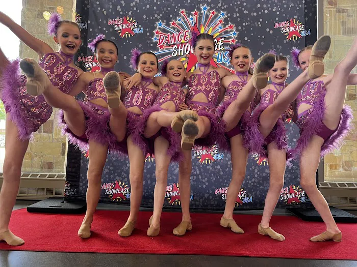 Joni's Dance Studio Picture 5