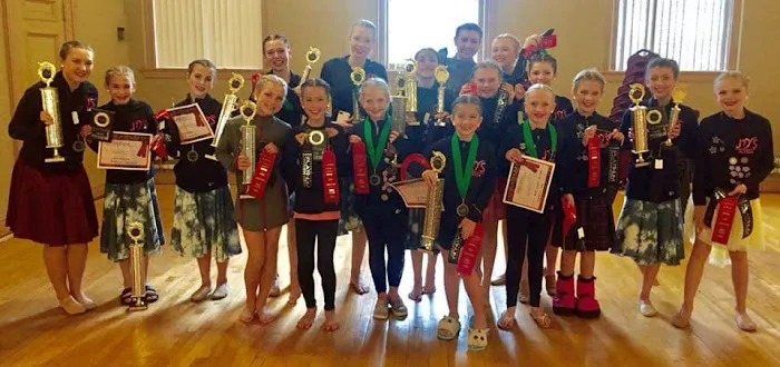 Joni's Dance Studio Picture 7