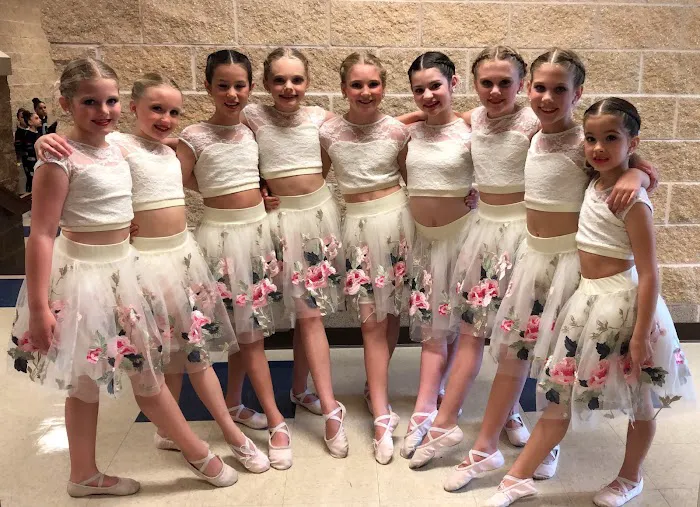 Joni's Dance Studio Picture 10