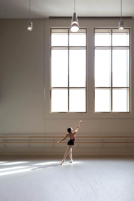 USC Glorya Kaufman School of Dance Picture 3