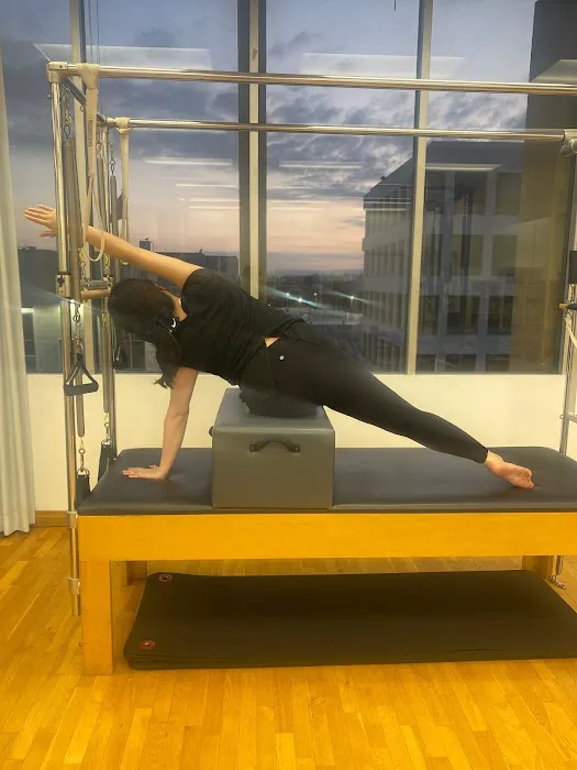 Yoo Ballet | Barre | Pilates Picture 5