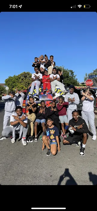 Set It Off Family Picture 8