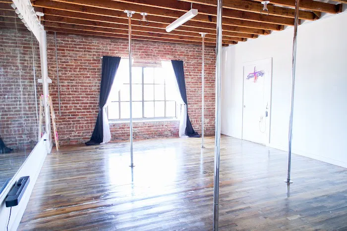 Spin City Pole Dance Studio | Spin City LA Picture 5