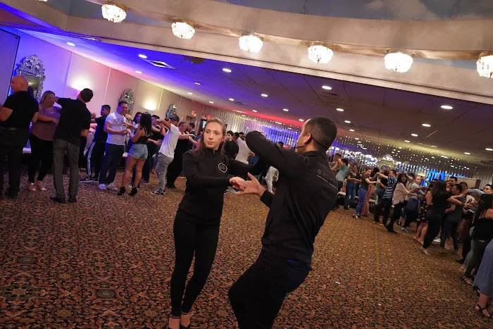 Bachata Dance Academy Picture 8