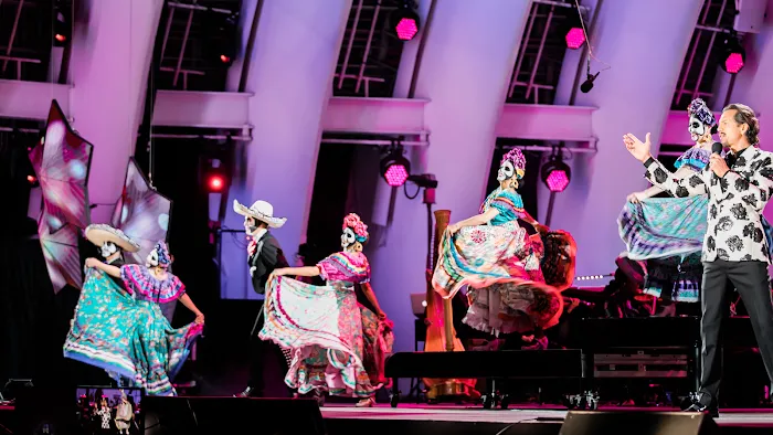 Kareli School of Folklorico Picture 10